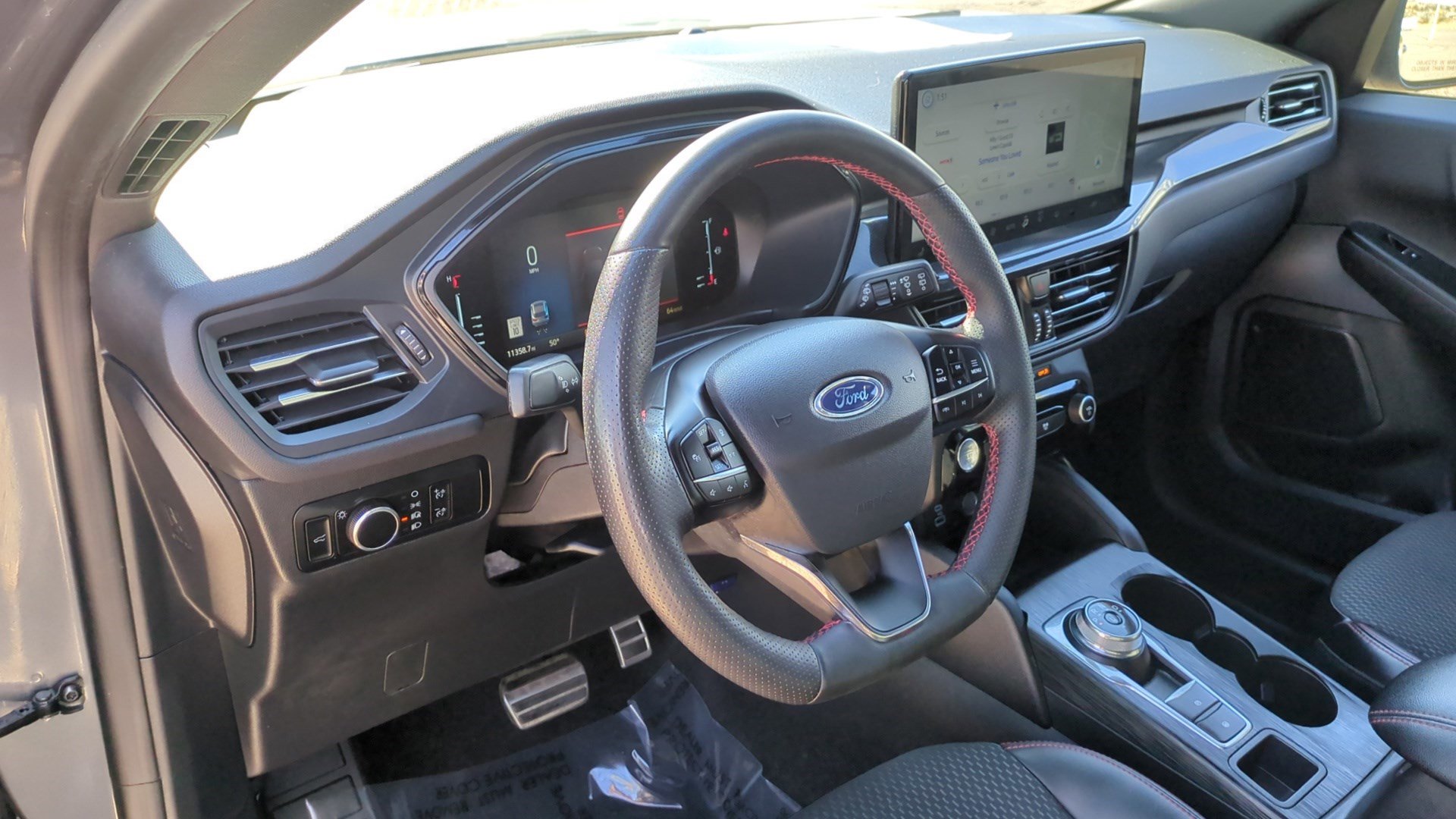 Used 2023 Ford Escape ST-Line w/ Tech Pack #1 image 12