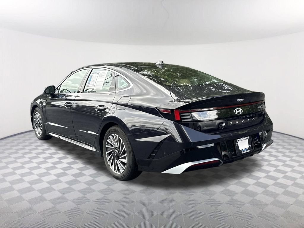 Used 2024 Hyundai Sonata Limited FWD image 7