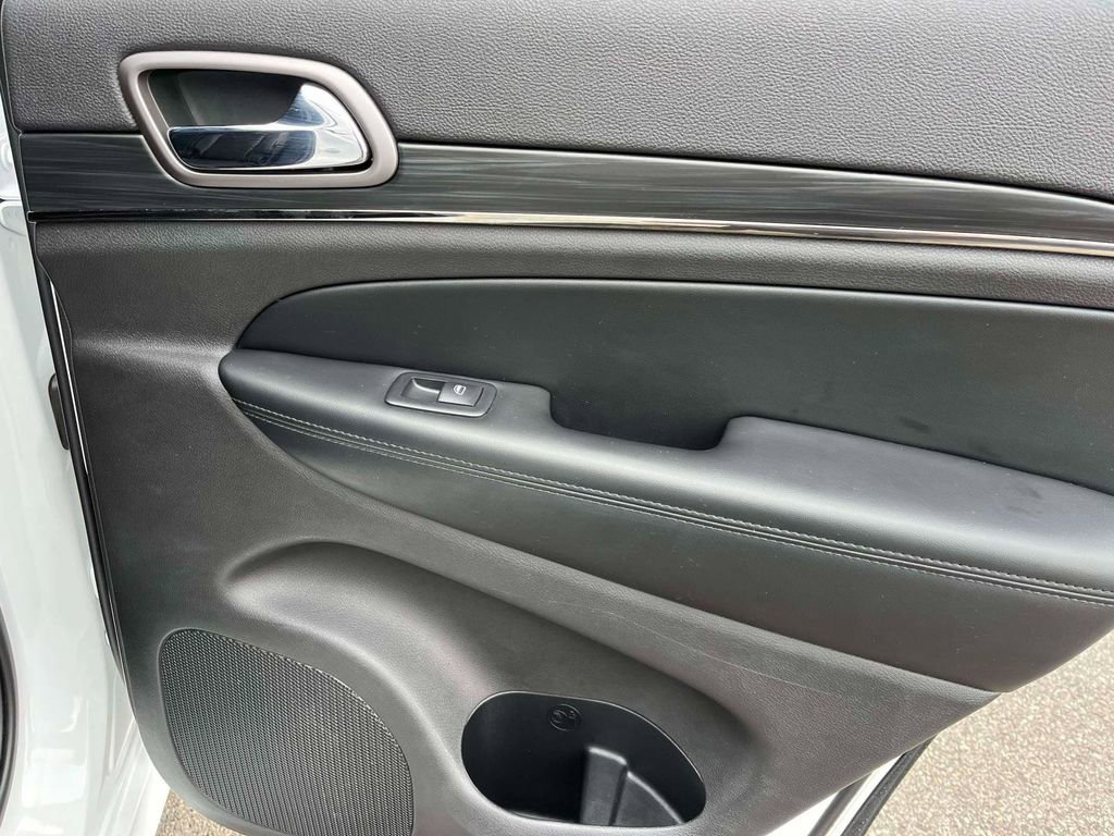 Used 2020 Jeep Grand Cherokee Limited X image 8