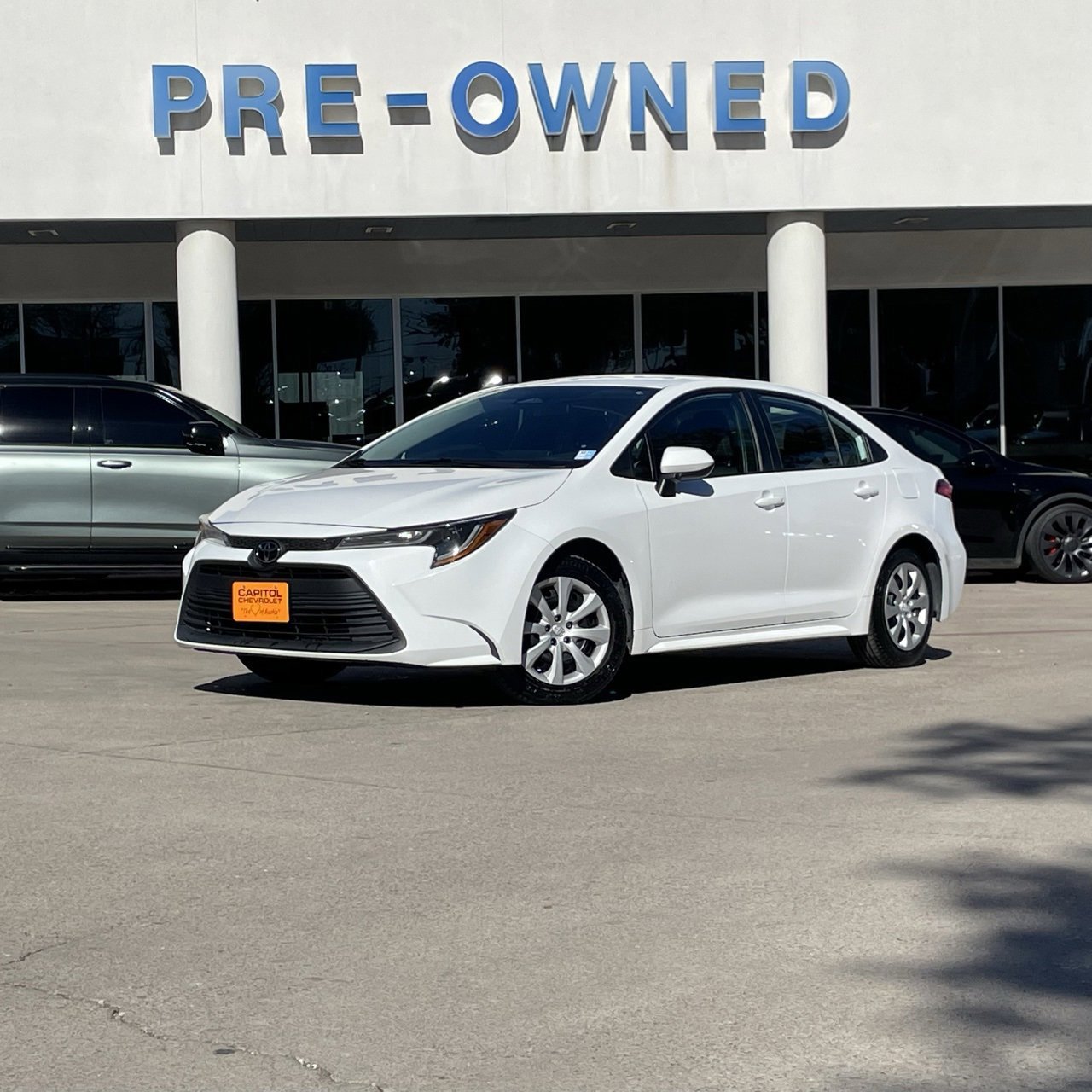 Used 2024 Toyota Corolla LE image 2