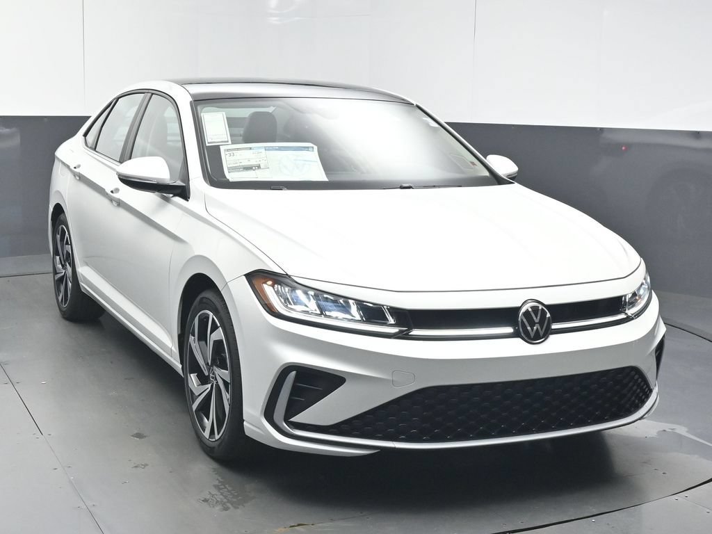 New 2026 Volkswagen Jetta SEL FWD image 2