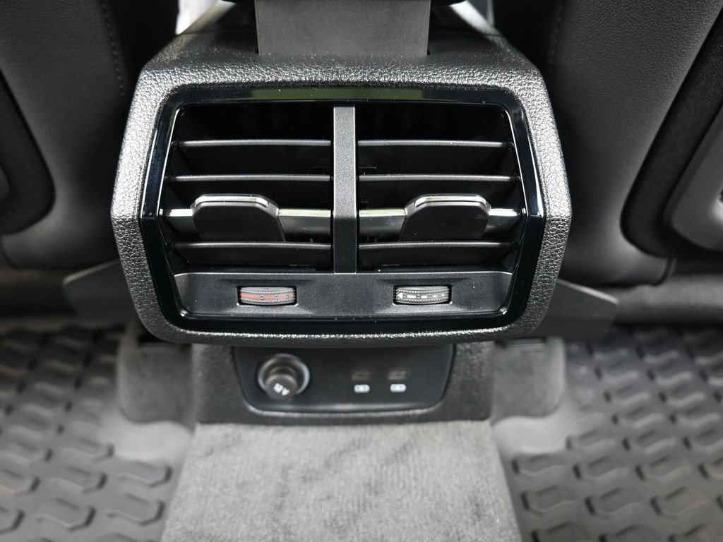 New 2025 Audi Q3 2.0T Premium Plus image 17