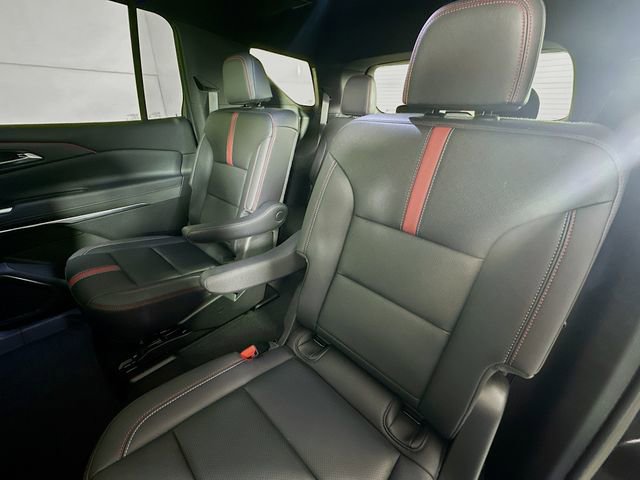 Certified 2024 Chevrolet Traverse RS w/ LPO, Floor Liner Package image 27