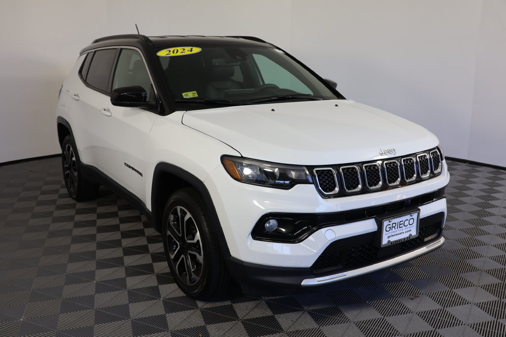 Used 2024 Jeep Compass Limited AWD/4WD image 1