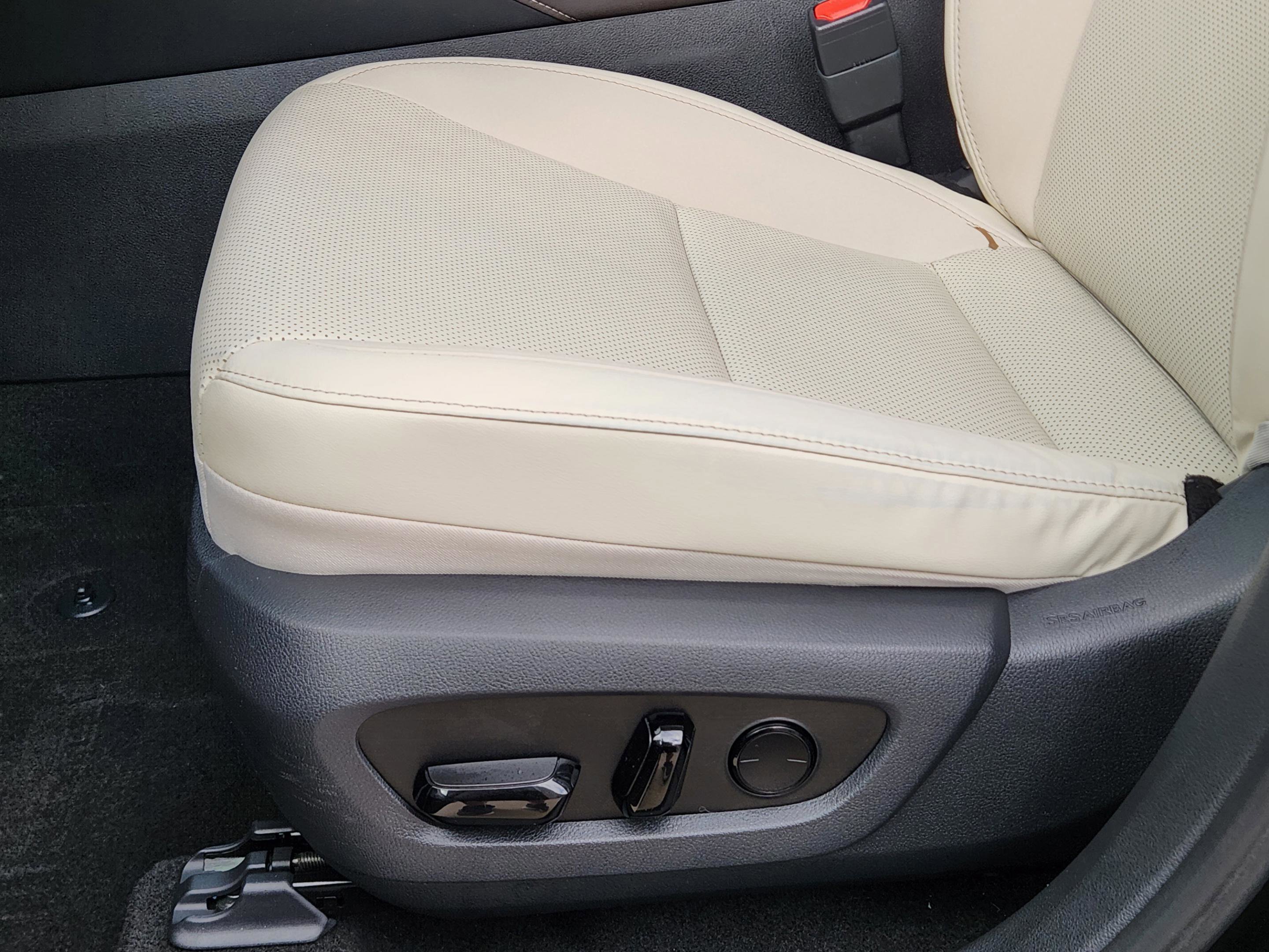 Used 2023 Lexus RX 350 Premium w/ Cold Area Package image 28