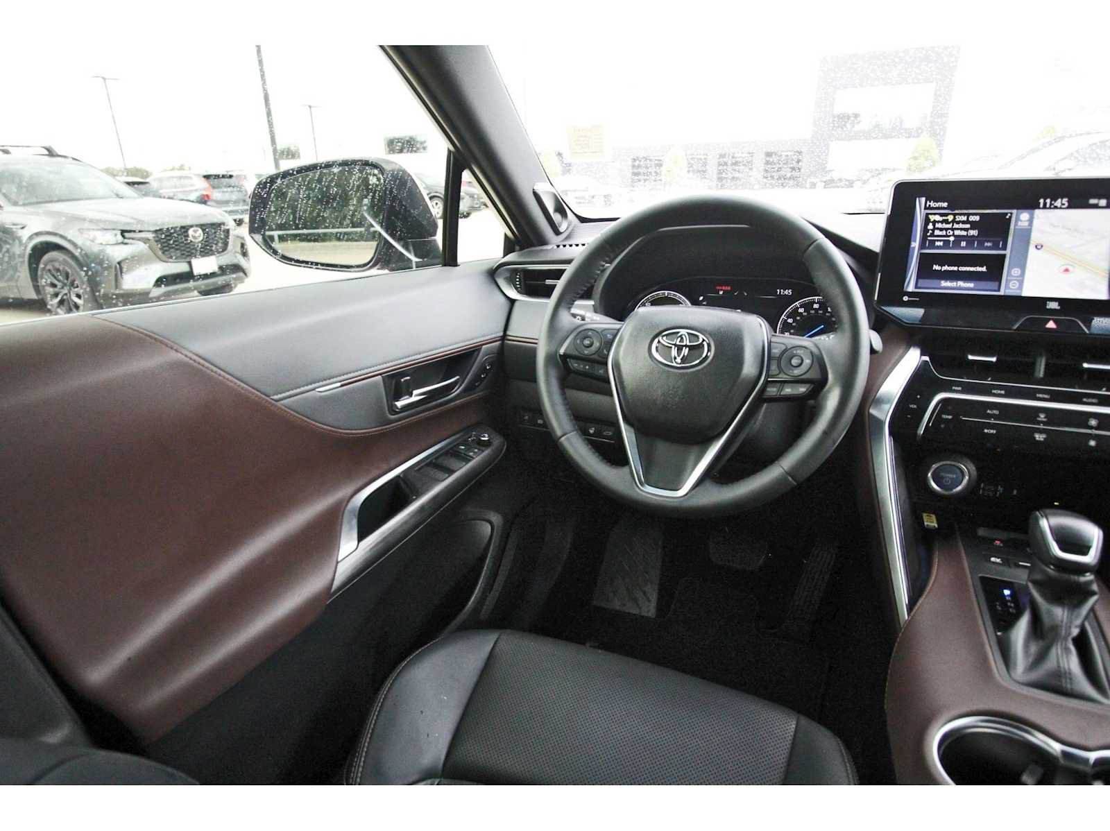Used 2021 Toyota Venza Limited w/ Advanced Technology Package AWD/4WD image 5