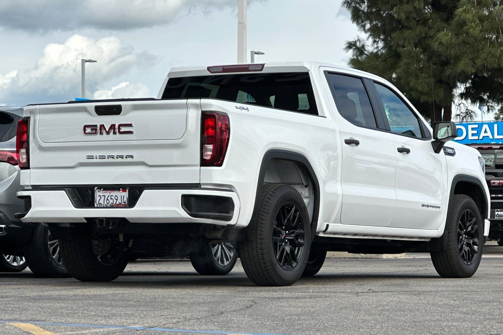 Used 2026 GMC Sierra 1500 Pro w/ Graphite Edition AWD/4WD image 4