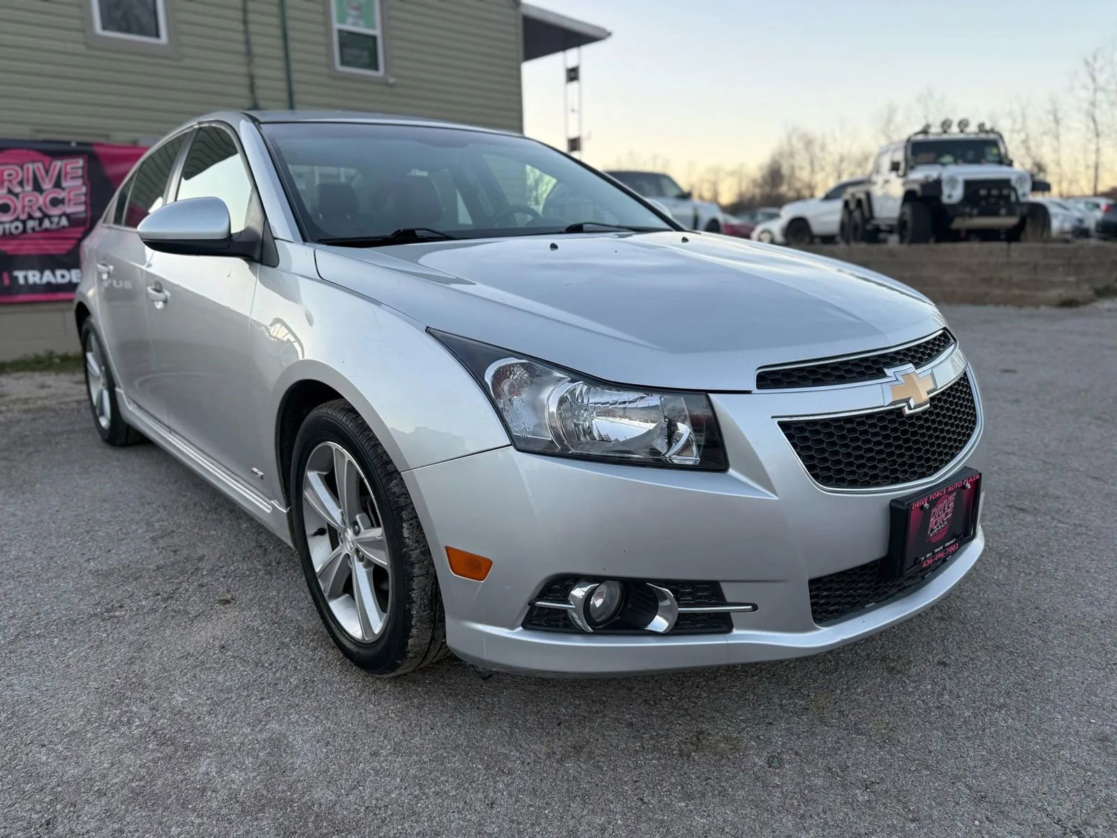 Used 2013 Chevrolet Cruze LT w/ RS Package FWD image 3