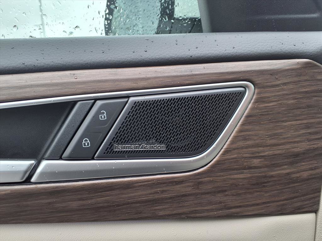 New 2026 Volkswagen Atlas SEL Premium R-Line image 21