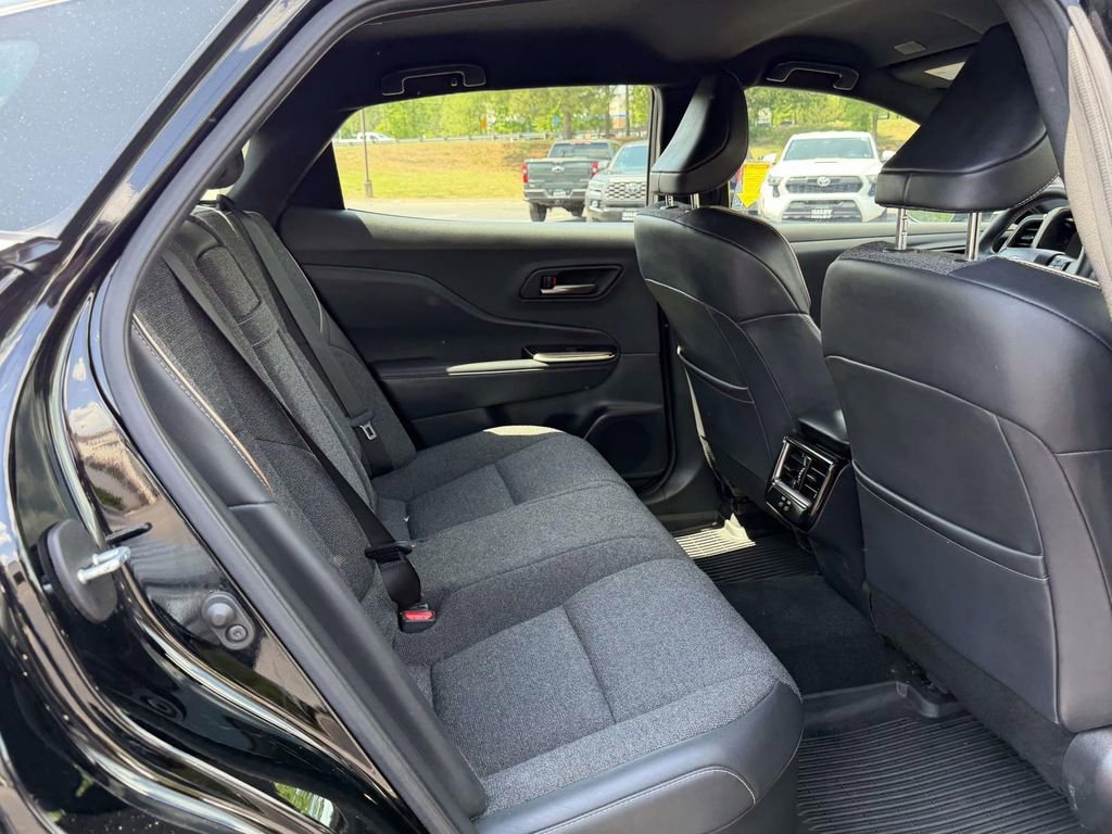 Used 2024 Toyota Crown AWD/4WD image 13