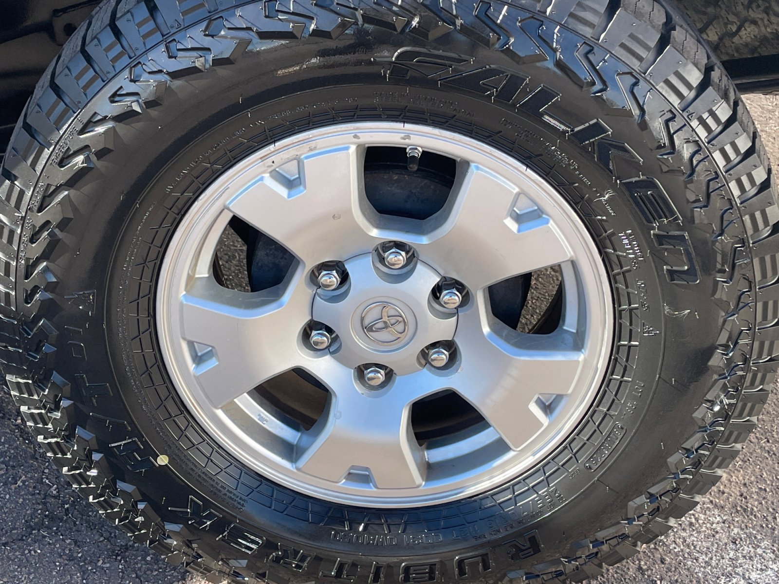 Used 2012 Toyota Tacoma 4x4 Access Cab V6 image 24