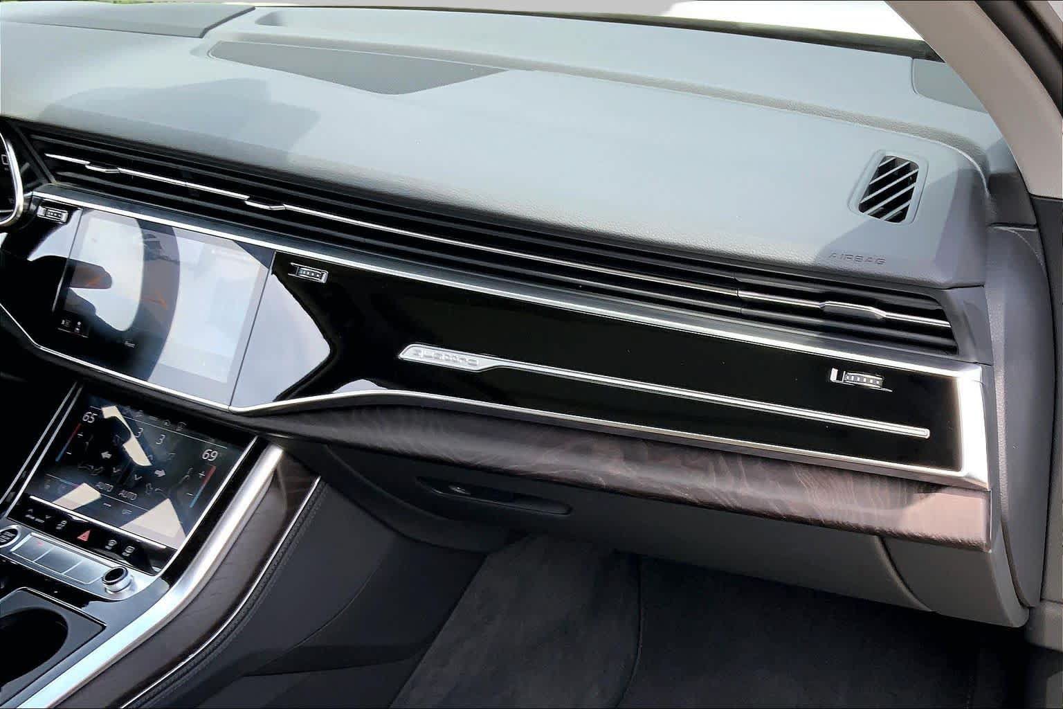 Used 2021 Audi Q7 3.0T Prestige AWD/4WD image 17
