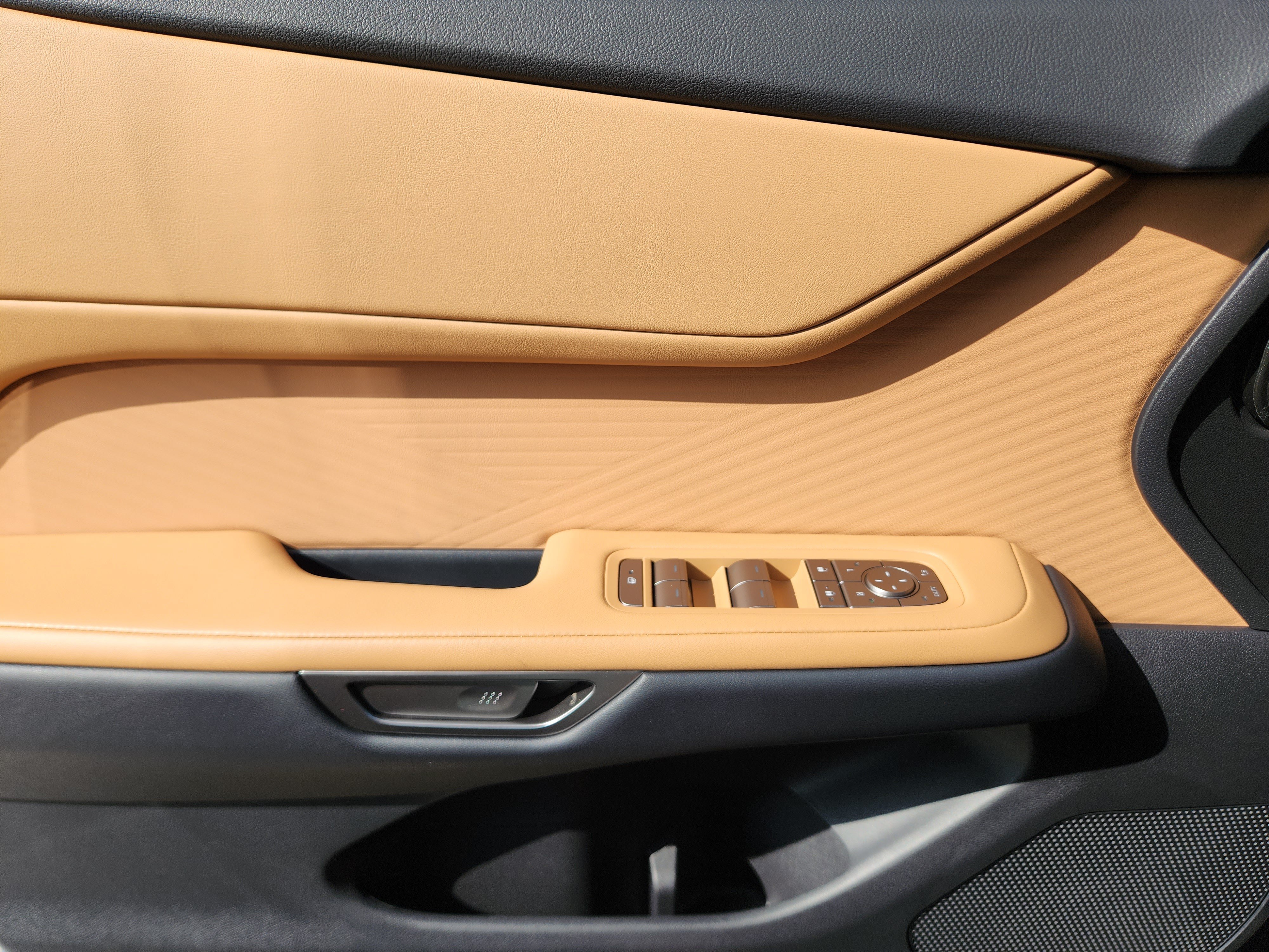 New 2026 Lexus ES 350e FWD image 20