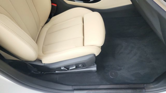 Used 2025 BMW X4 xDrive30i AWD/4WD image 39