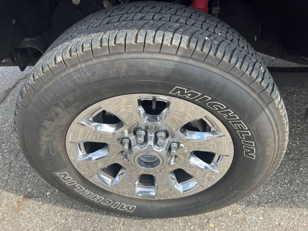 Used 2017 Ford F250 Lariat w/ Lariat Ultimate Package AWD/4WD image 17