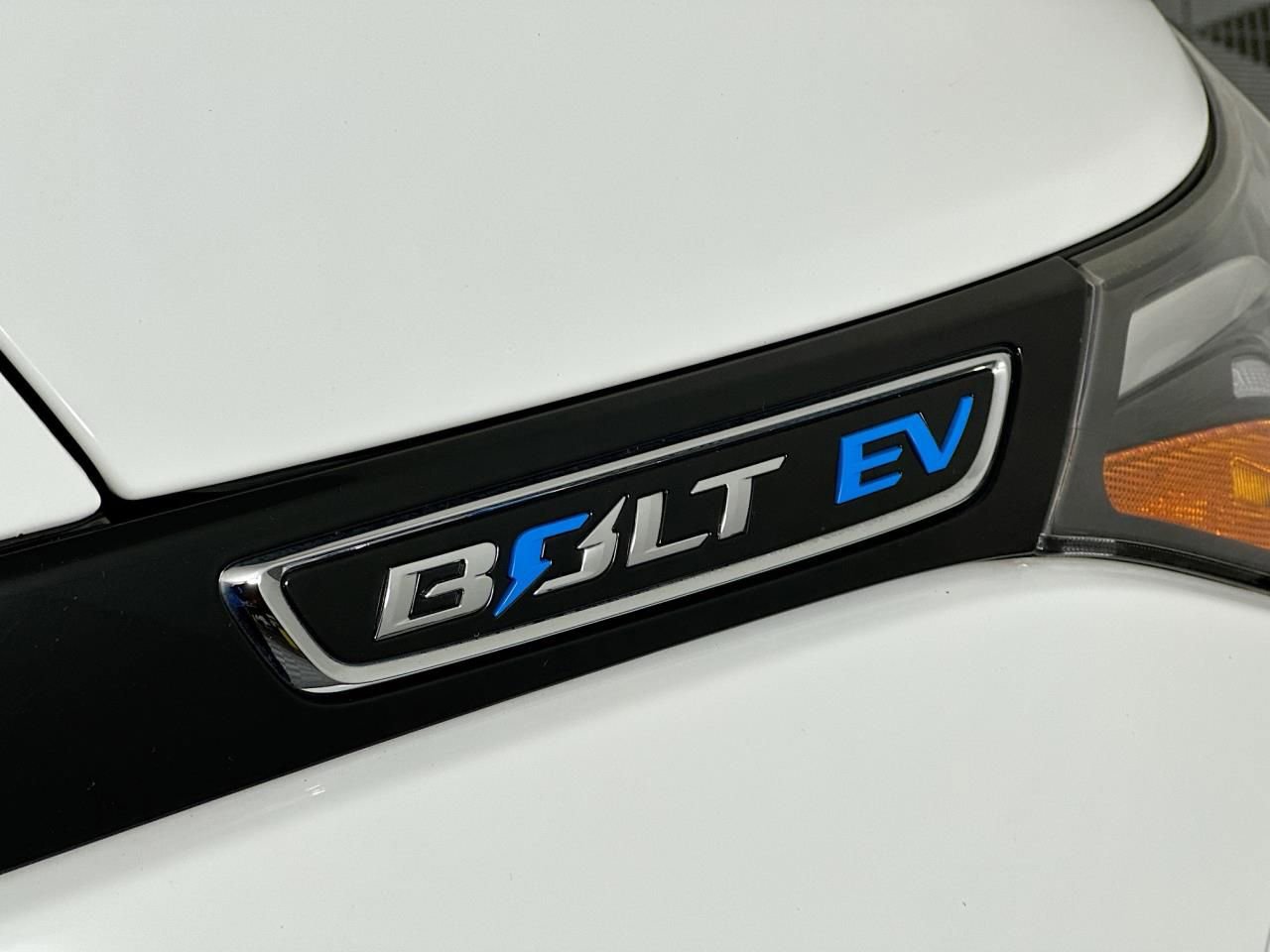 Used 2017 Chevrolet Bolt Premier image 23
