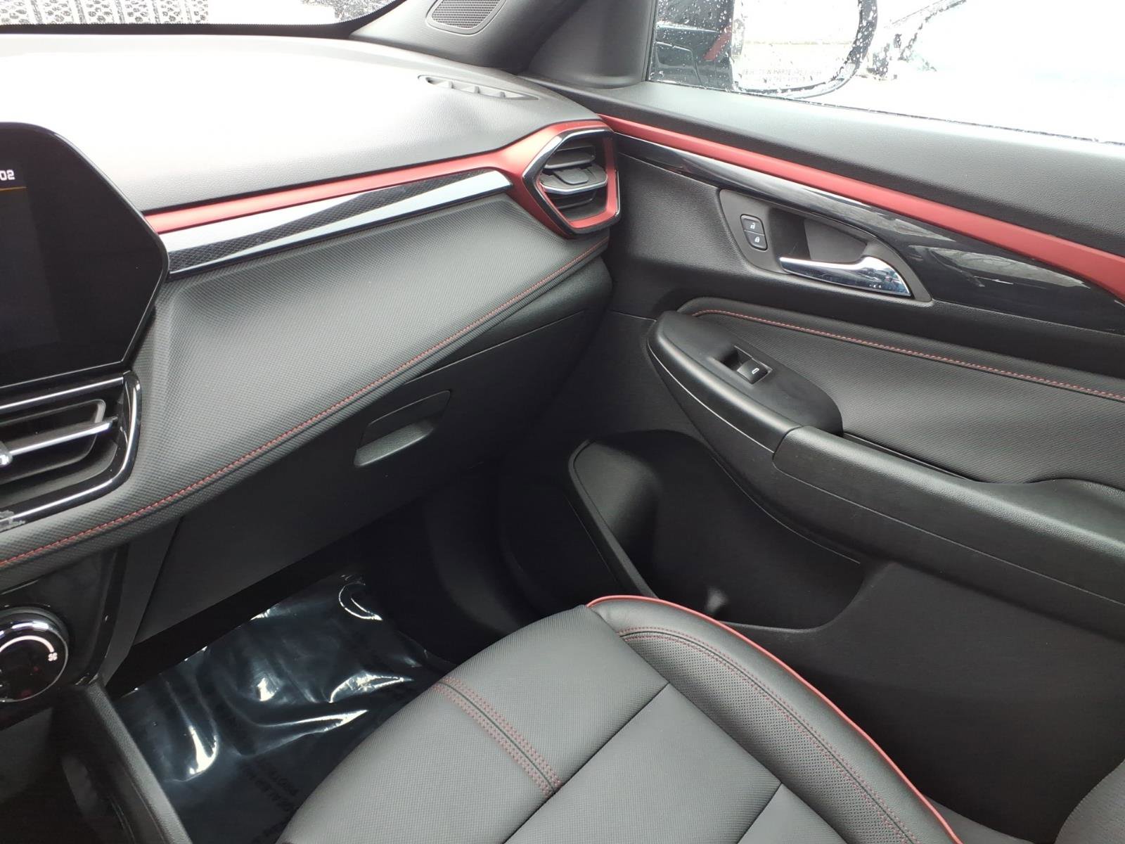 Used 2024 Chevrolet TrailBlazer RS image 25