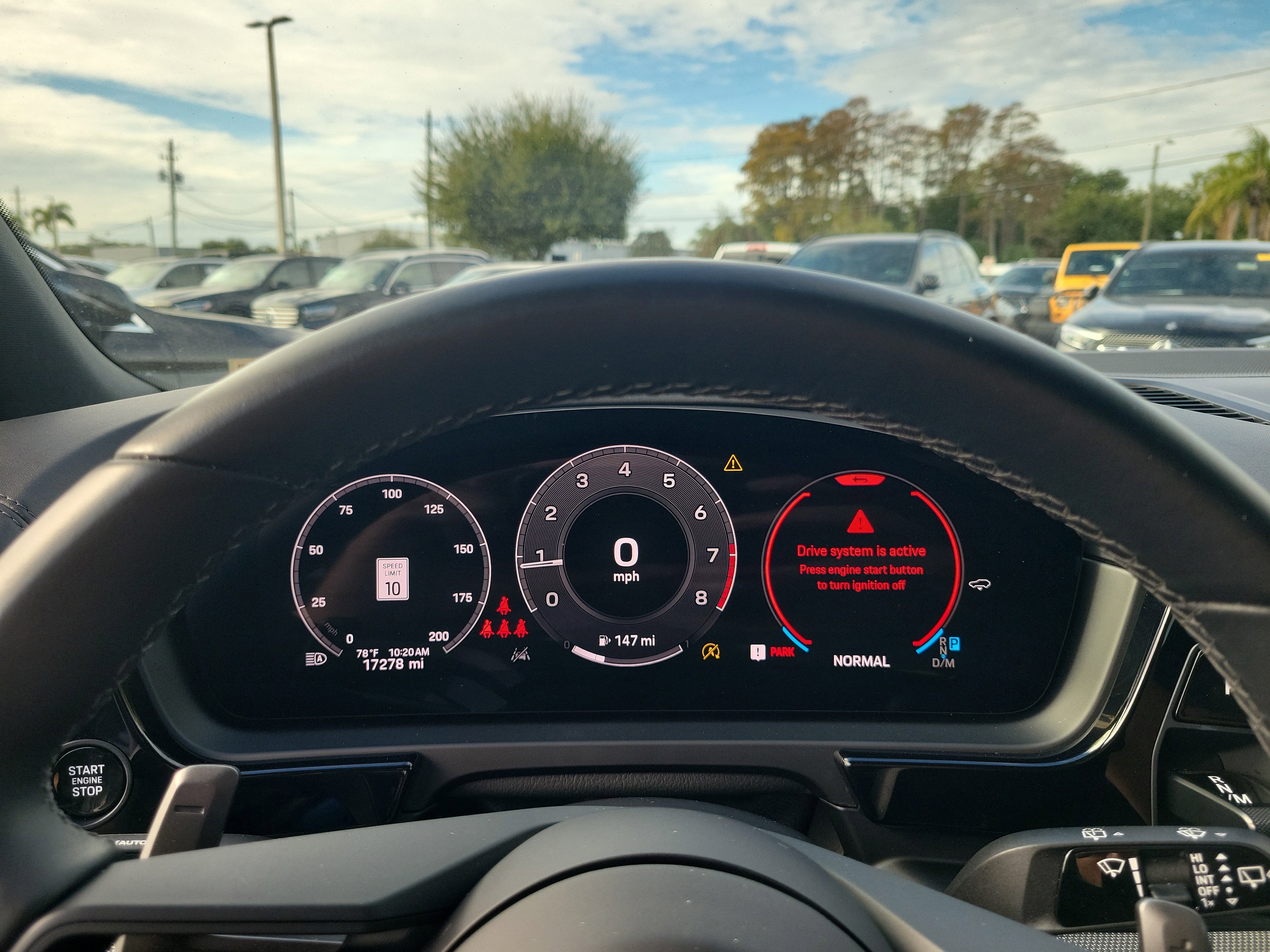 Used 2024 Porsche Cayenne S image 28