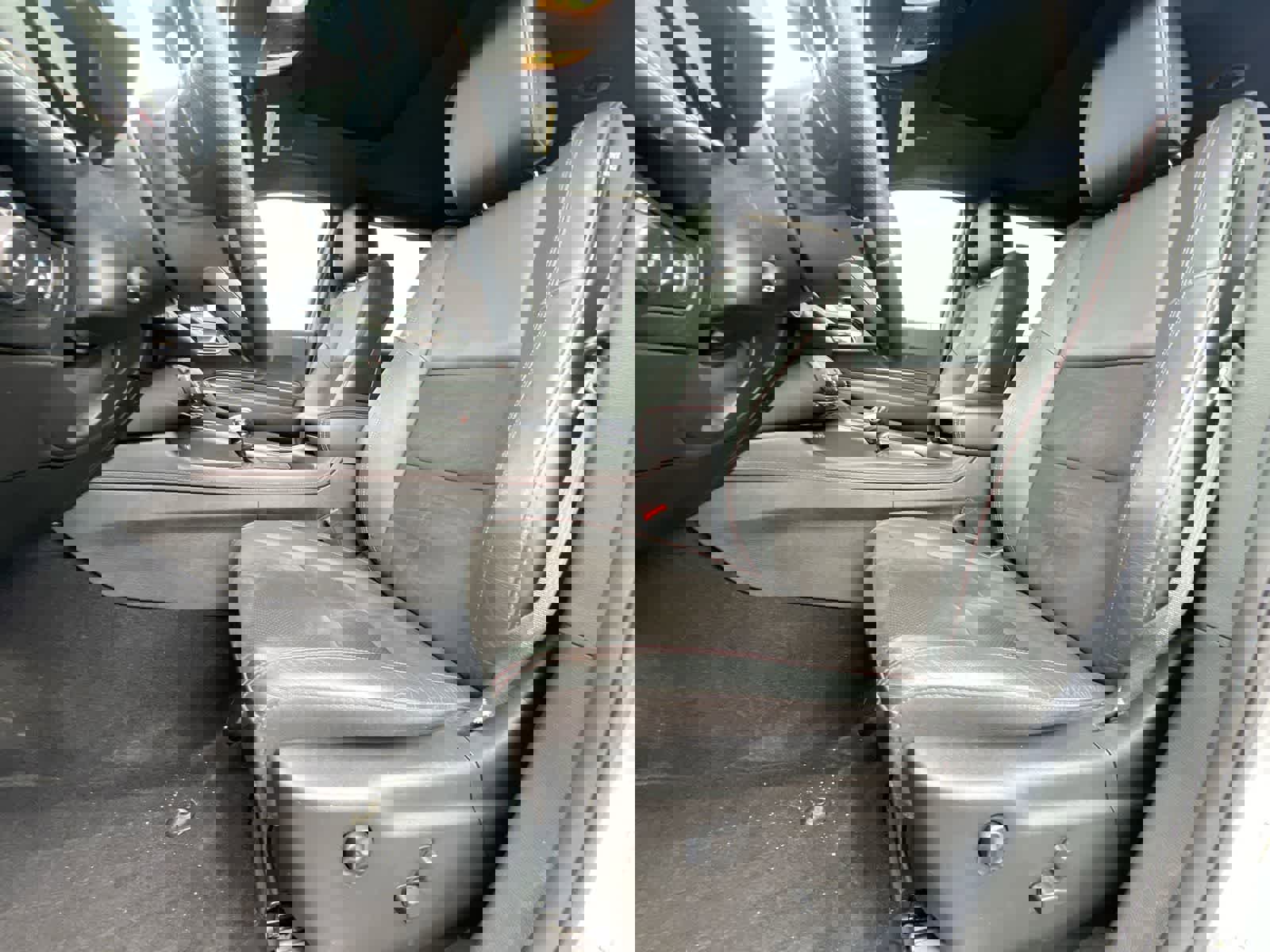 Used 2021 Dodge Durango R/T w/ Blacktop Package image 16