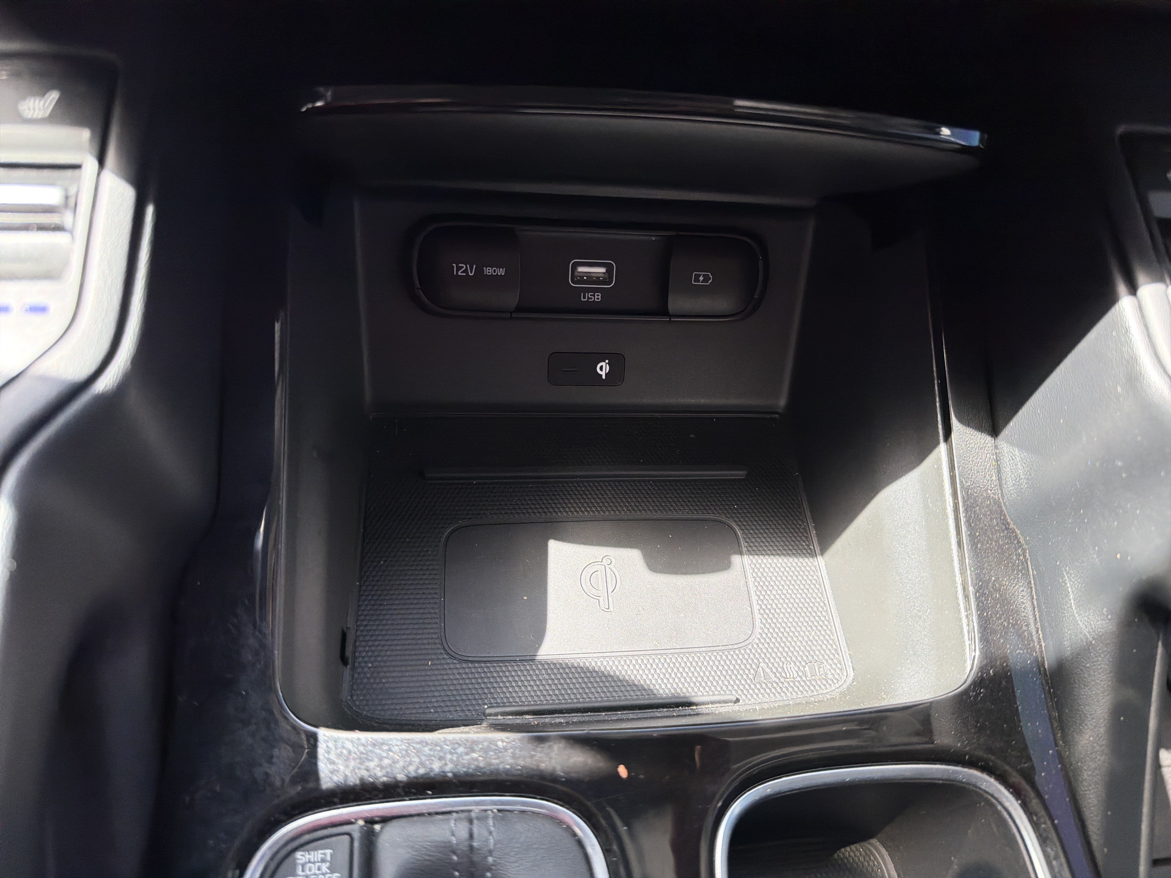 Used 2020 Kia Telluride SX w/ SX Prestige Package AWD/4WD image 36