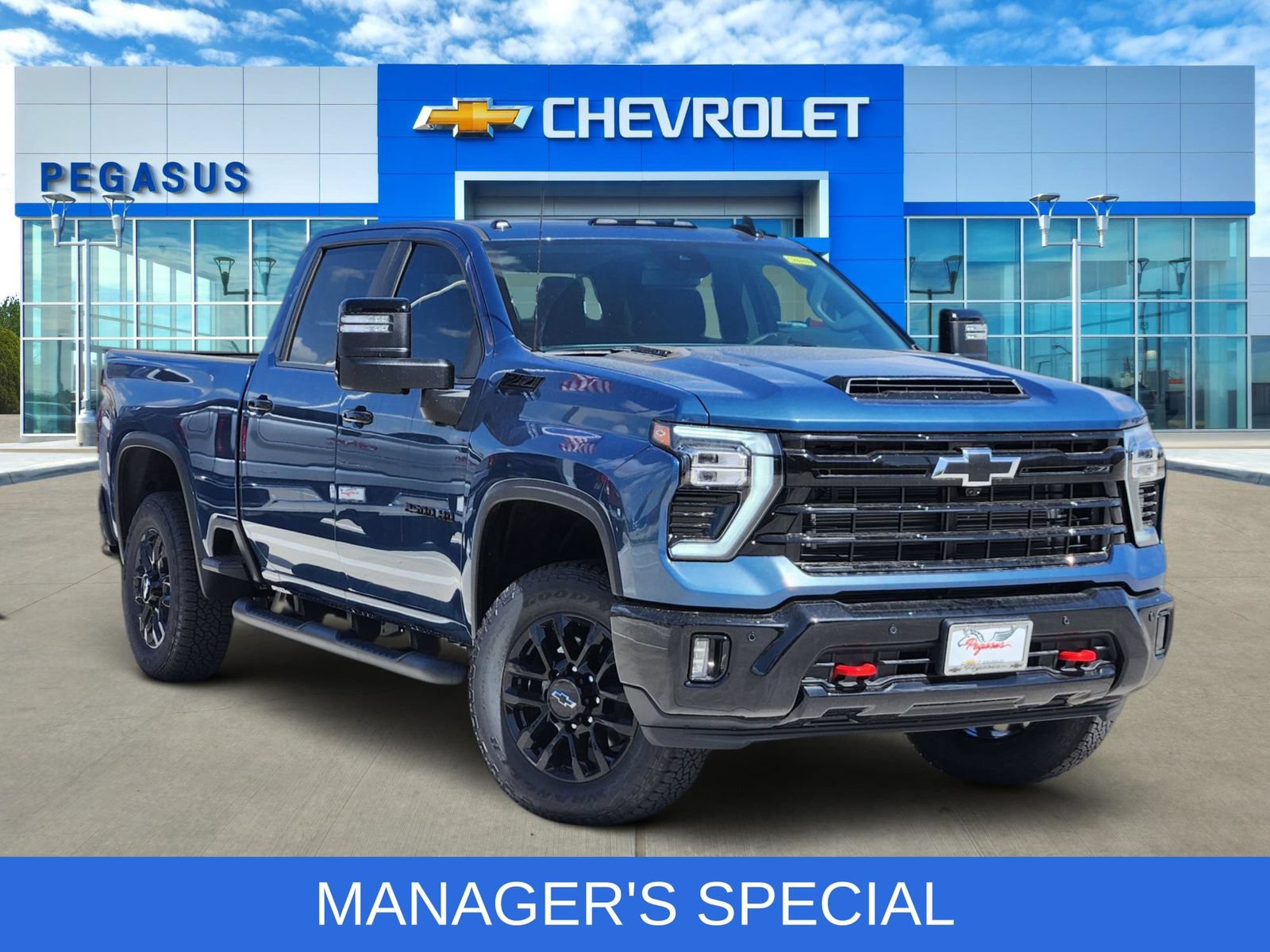 New 2026 Chevrolet Silverado 2500 LT w/ Trail Boss Package AWD/4WD image 1