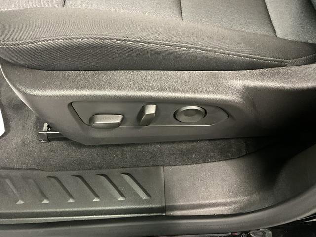 New 2026 Chevrolet Colorado W/T w/ WT Custom Package image 10