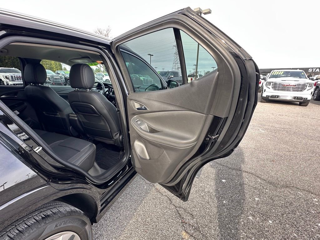 Certified 2023 Buick Encore GX Select w/ Sport Touring Package AWD/4WD image 17