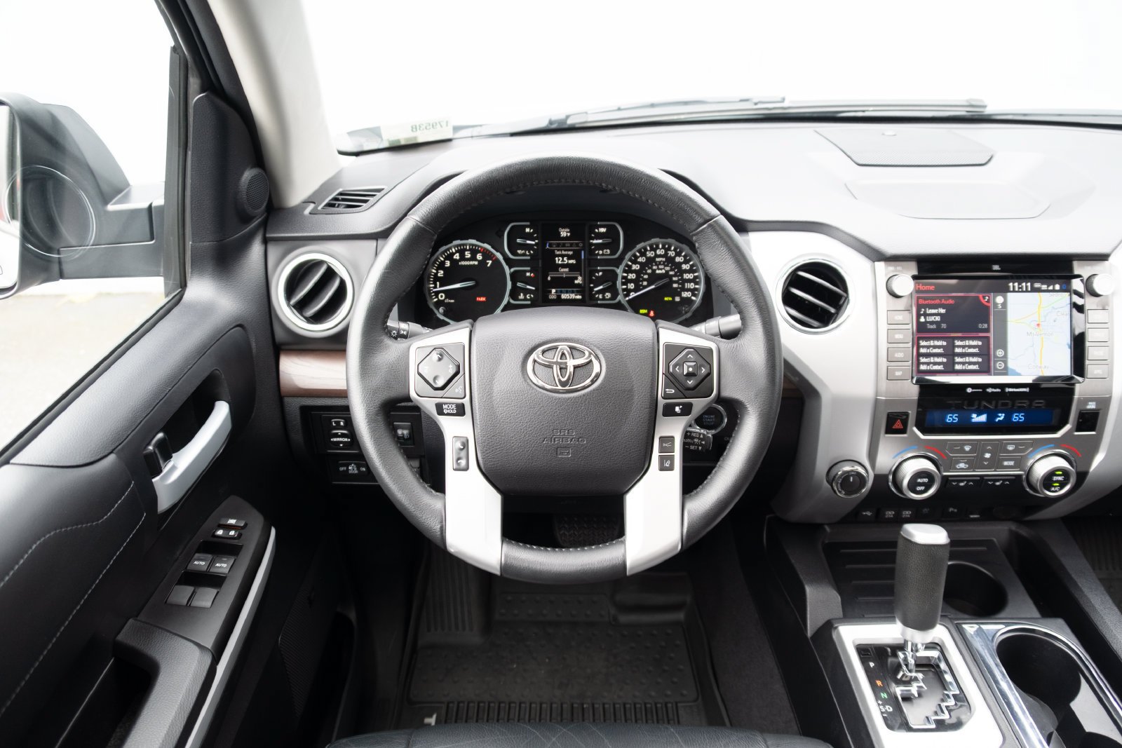 Used 2021 Toyota Tundra Limited w/ Limited Premium Package AWD/4WD image 2