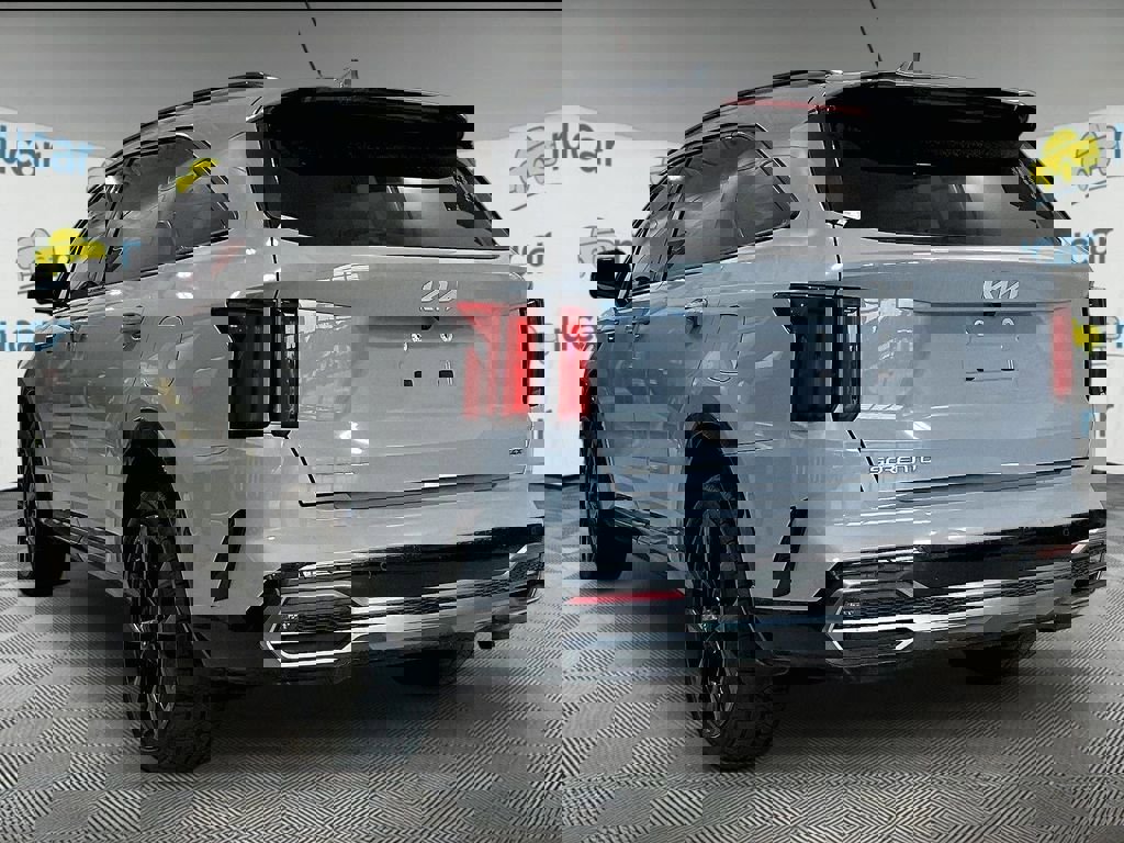 Used 2023 Kia Sorento SX AWD/4WD image 5