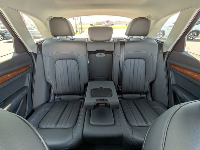 Used 2021 Audi Q5 e Premium Plus w/ Premium Plus Package image 23