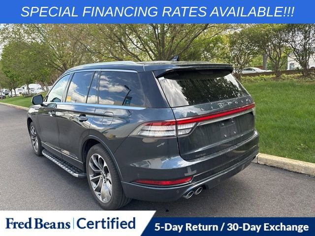 Used 2023 Lincoln Aviator Grand Touring w/ Class IV Trailer Tow Package image 5