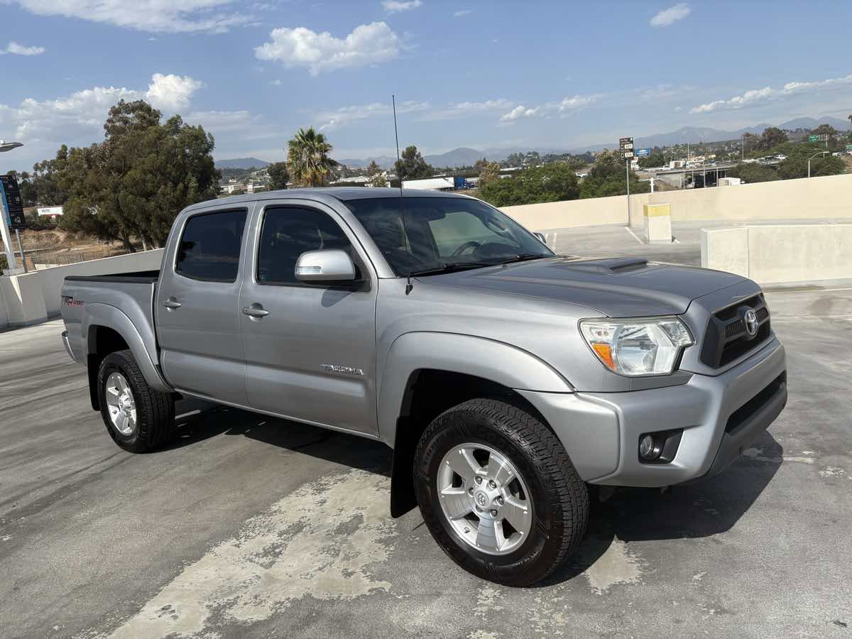 Used 2015 Toyota Tacoma PreRunner image 42