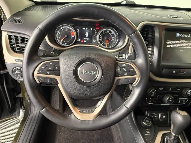 Used 2016 Jeep Cherokee 75th Anniversary AWD/4WD image 17