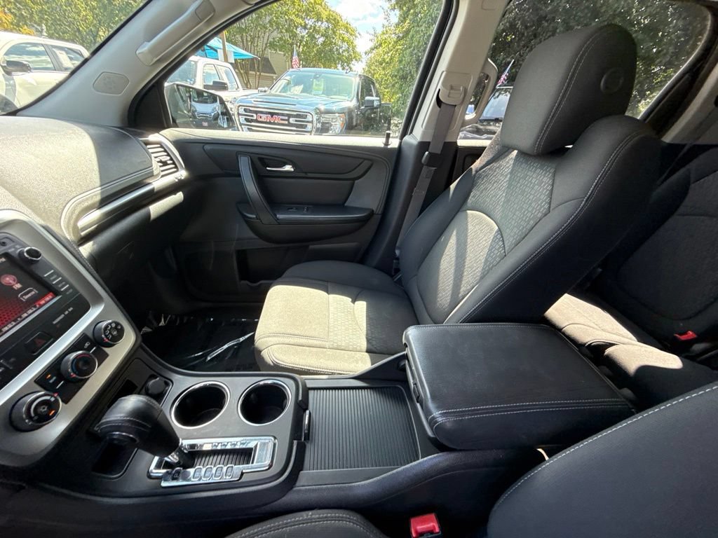 Used 2015 GMC Acadia SLE FWD image 15