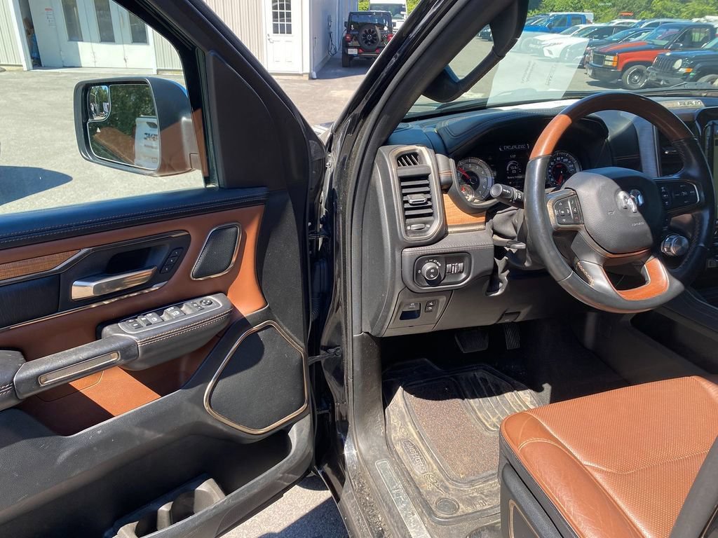Used 2021 RAM 1500 Limited AWD/4WD image 10