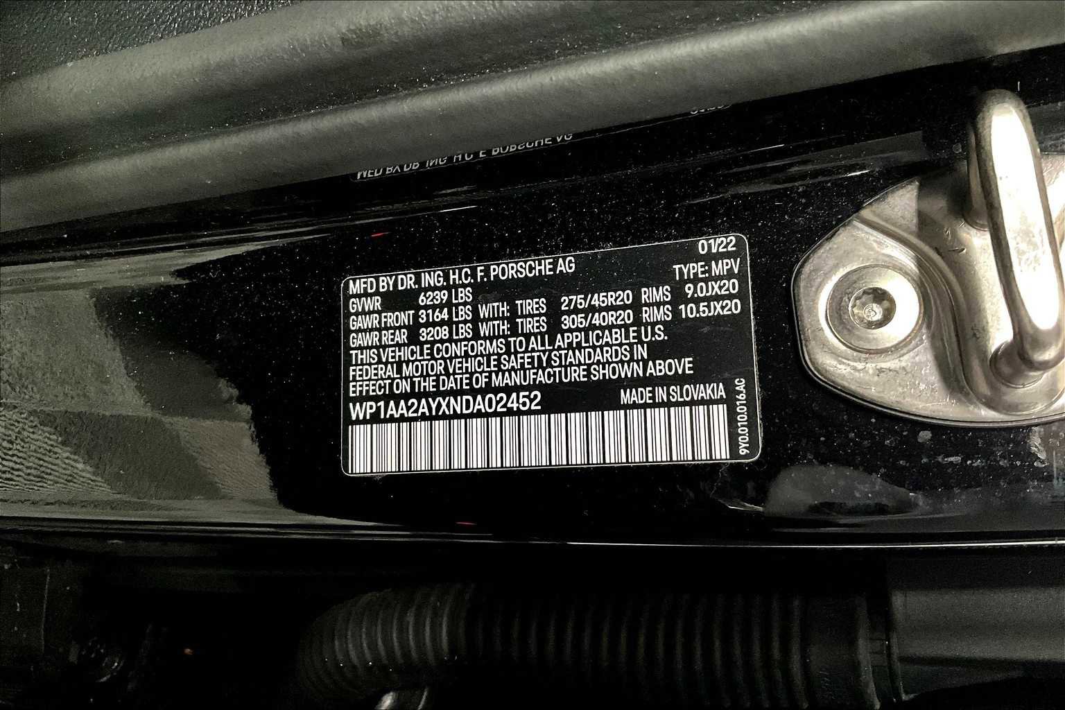 Used 2022 Porsche Cayenne image 59