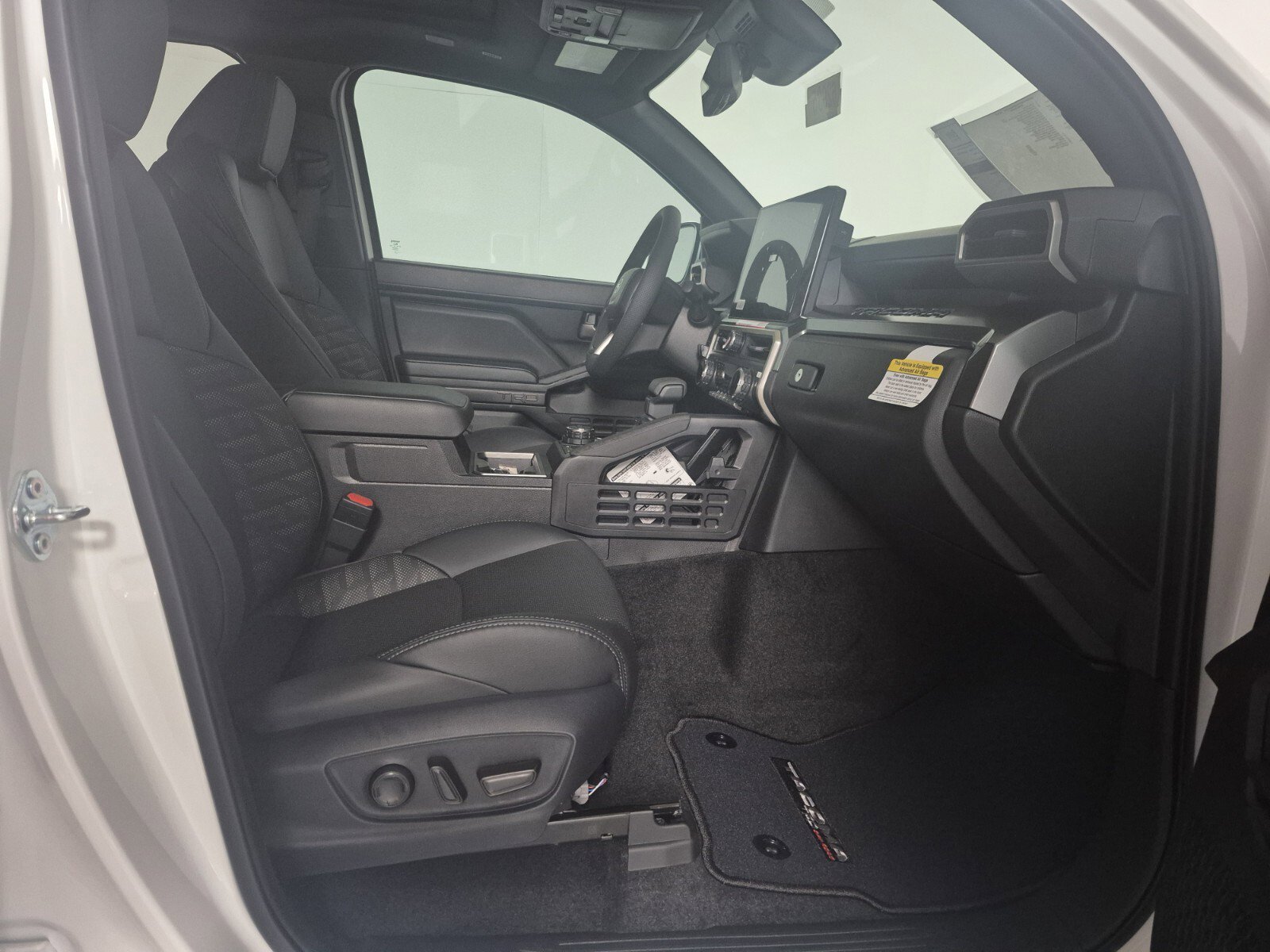 New 2026 Toyota Tacoma SR5 image 33