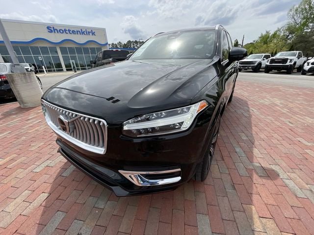 Used 2023 Volvo XC90 B6 Ultimate w/ Protection Package Premier image 27