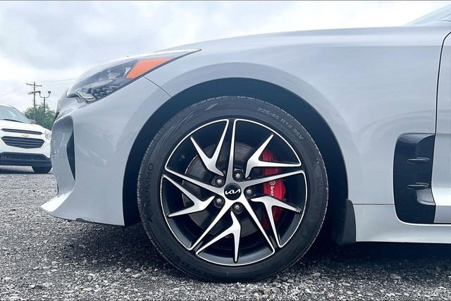 Used 2023 Kia Stinger GT-Line w/ Sun & Sound Package AWD/4WD image 10