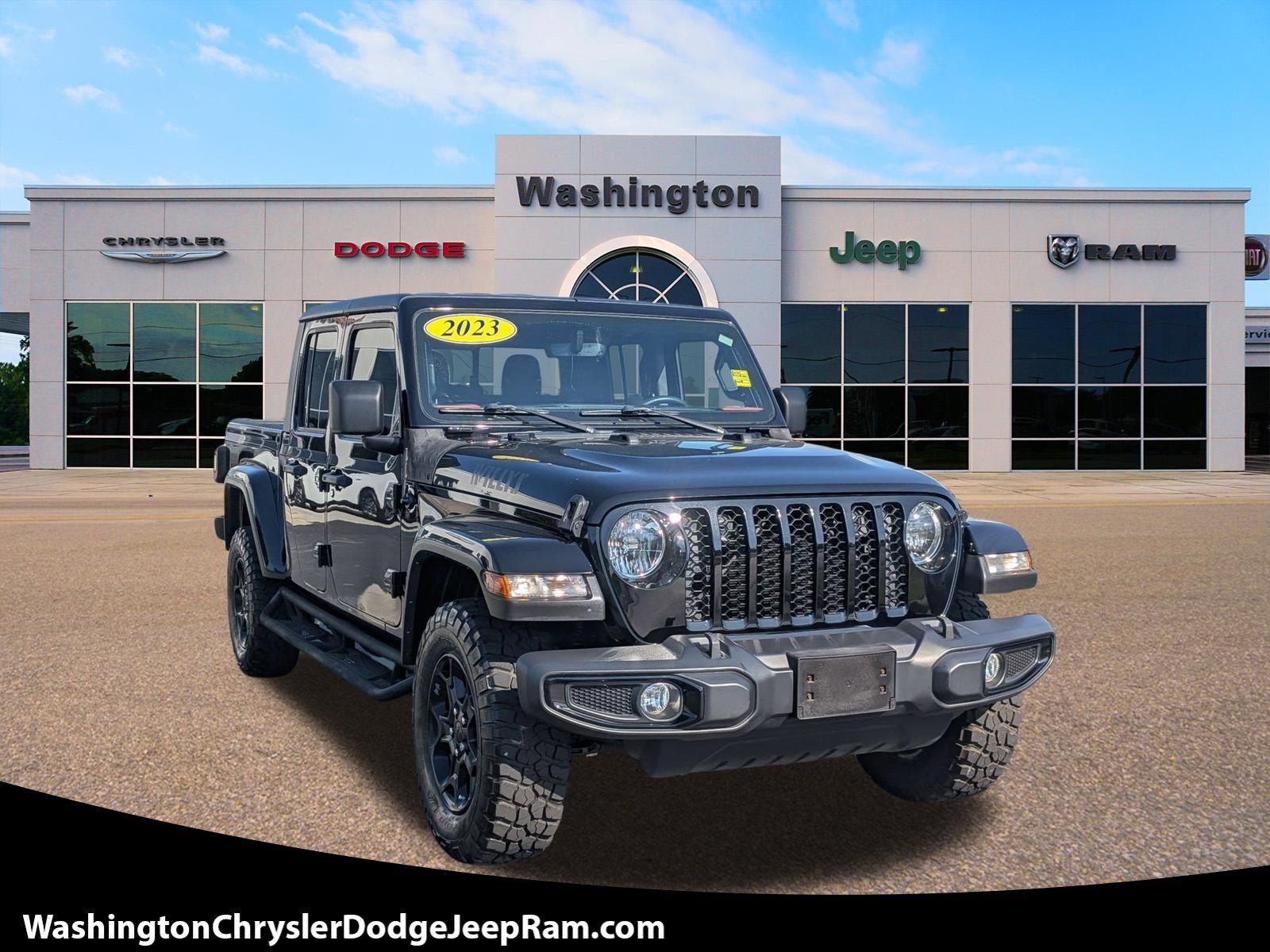Used 2023 Jeep Gladiator Willys AWD/4WD image 1