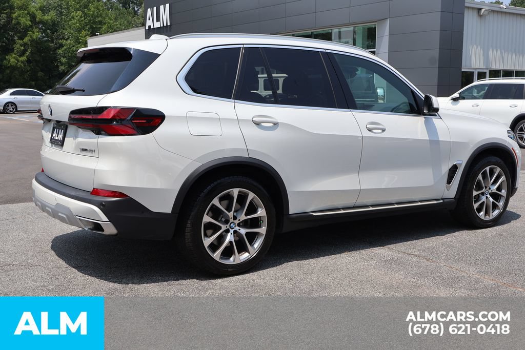 Used 2024 BMW X5 sDrive40i w/ Premium Package RWD image 5