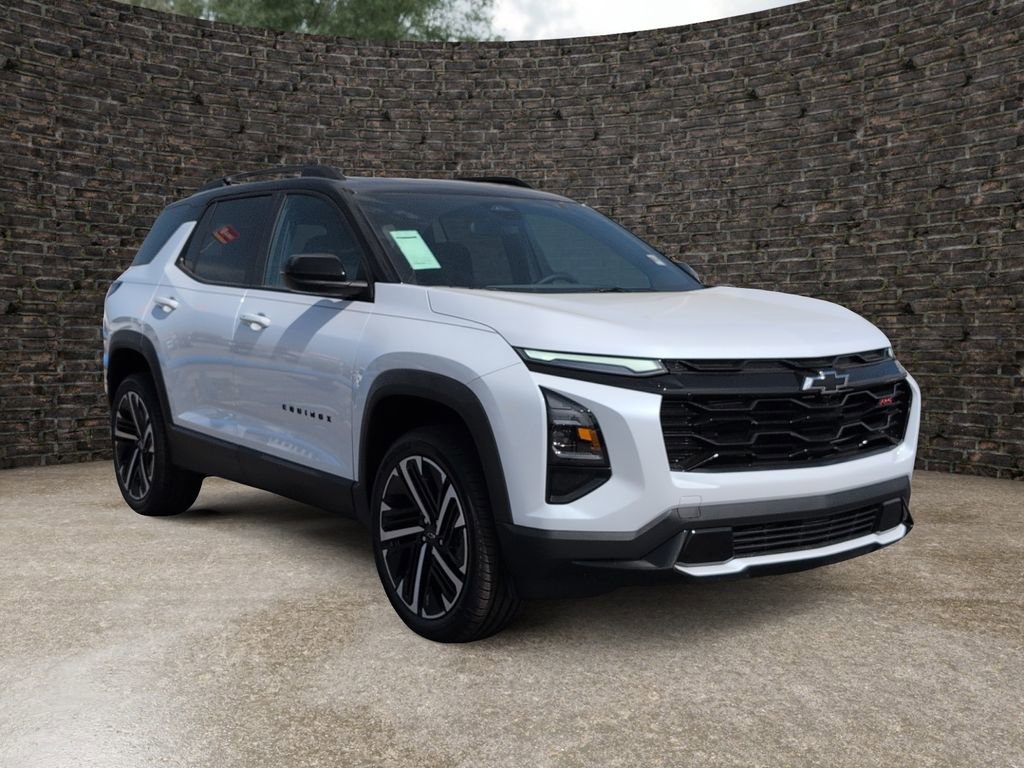 Used 2026 Chevrolet Equinox RS w/ Convenience Package III AWD/4WD image 2