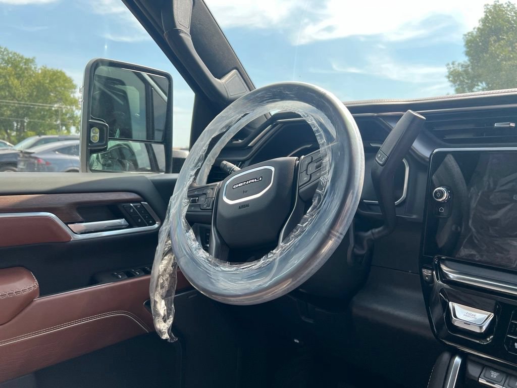 New 2026 GMC Sierra 2500 Denali Ultimate AWD/4WD image 9