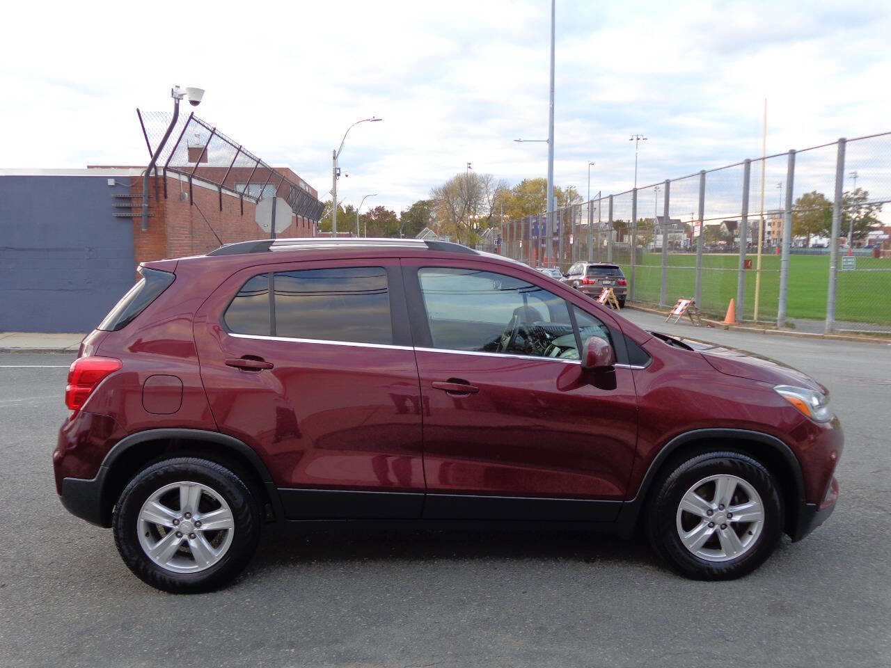 Used 2017 Chevrolet Trax LT image 5