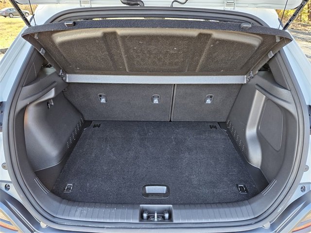 Used 2021 Hyundai Kona Night image 12