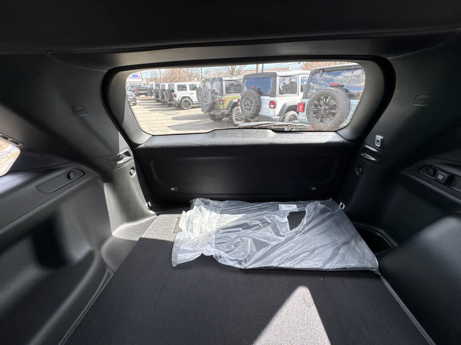 New 2026 Jeep Grand Cherokee Altitude image 35