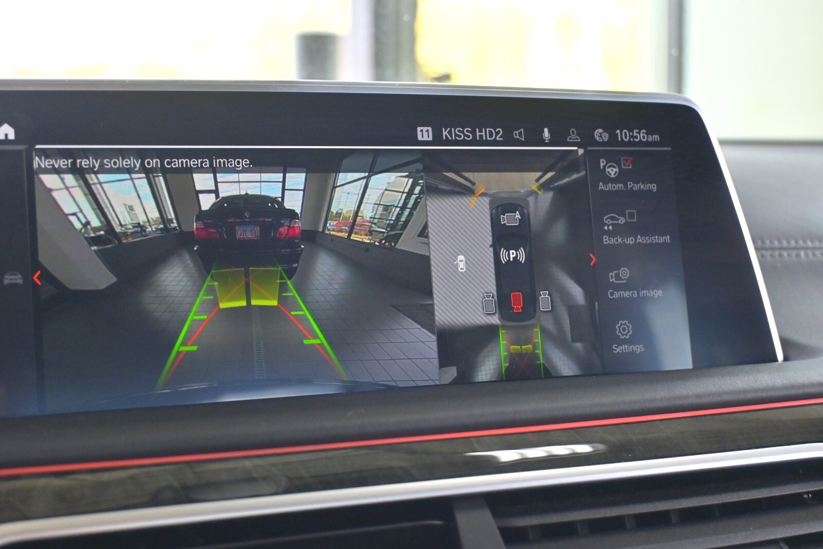 Used 2022 BMW 750i xDrive w/ Executive Package image 24