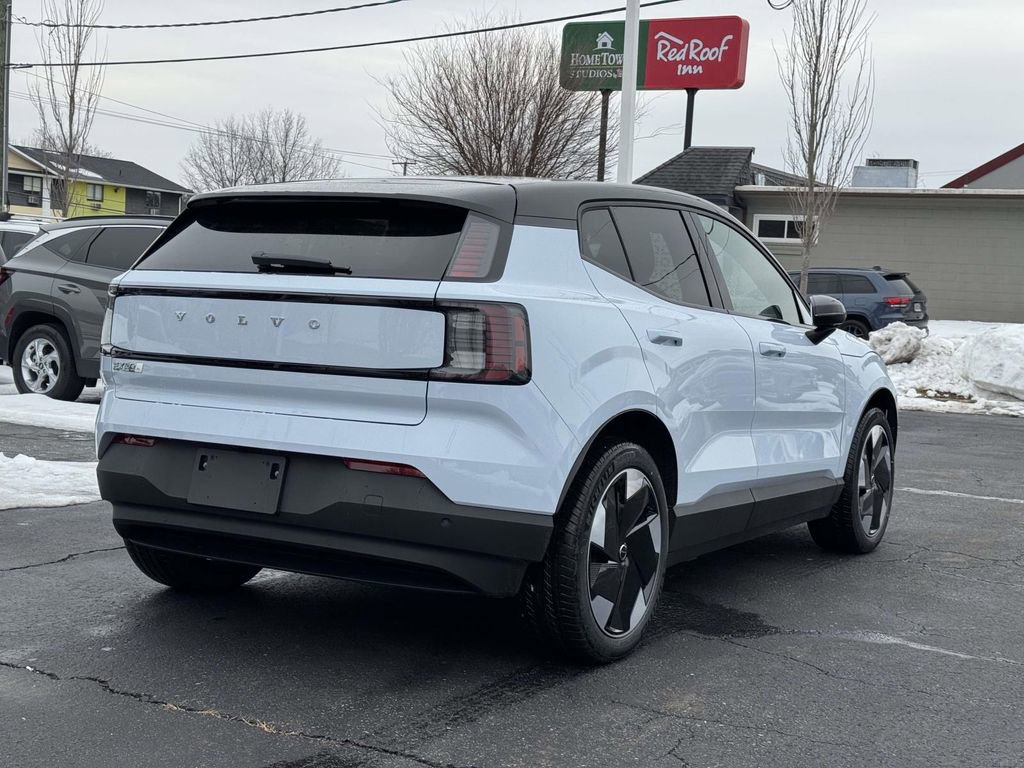 New 2026 Volvo EX30 Plus w/ Climate Package image 19