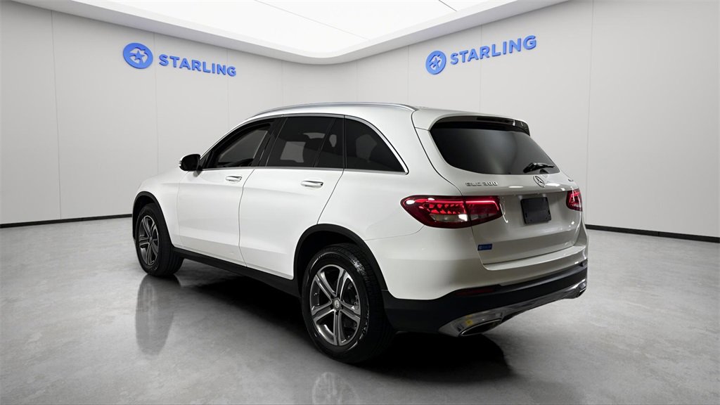 Used 2017 Mercedes-Benz GLC 300 4MATIC image 5