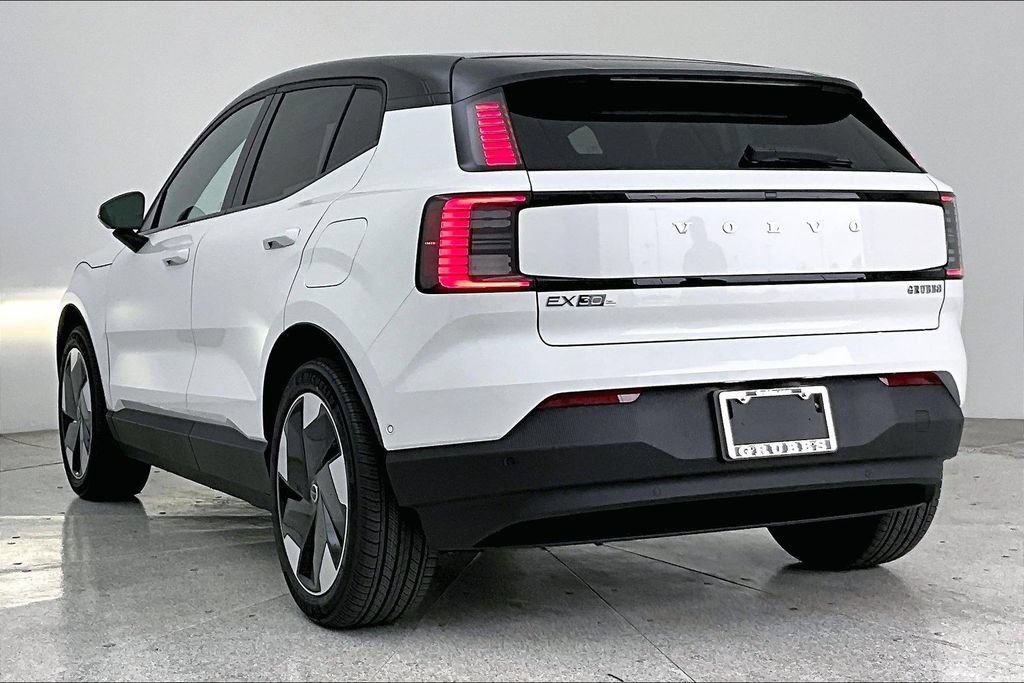 New 2026 Volvo EX30 Ultra w/ Protection Package AWD/4WD image 4